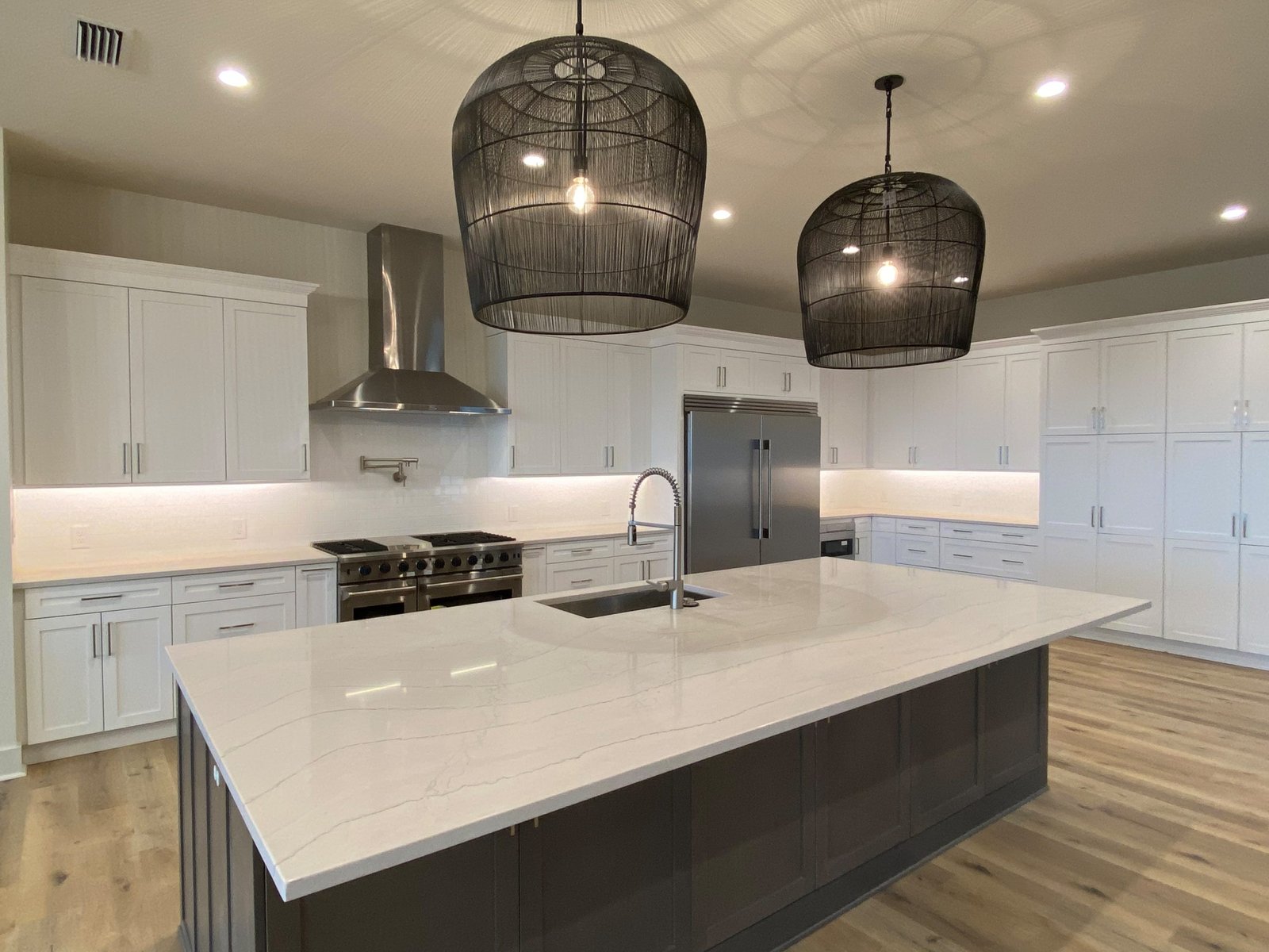 News and Insights 1 5 Tips for Choosing the Right Electrical Contractor for Your Project
